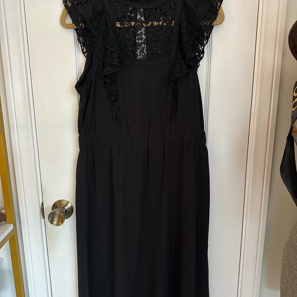 H&M Black and Red Sleeveless Sundress
